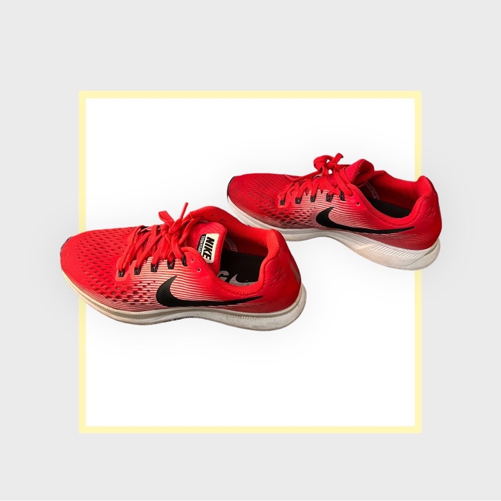 Nike Mens Size 8.5 Sneakers